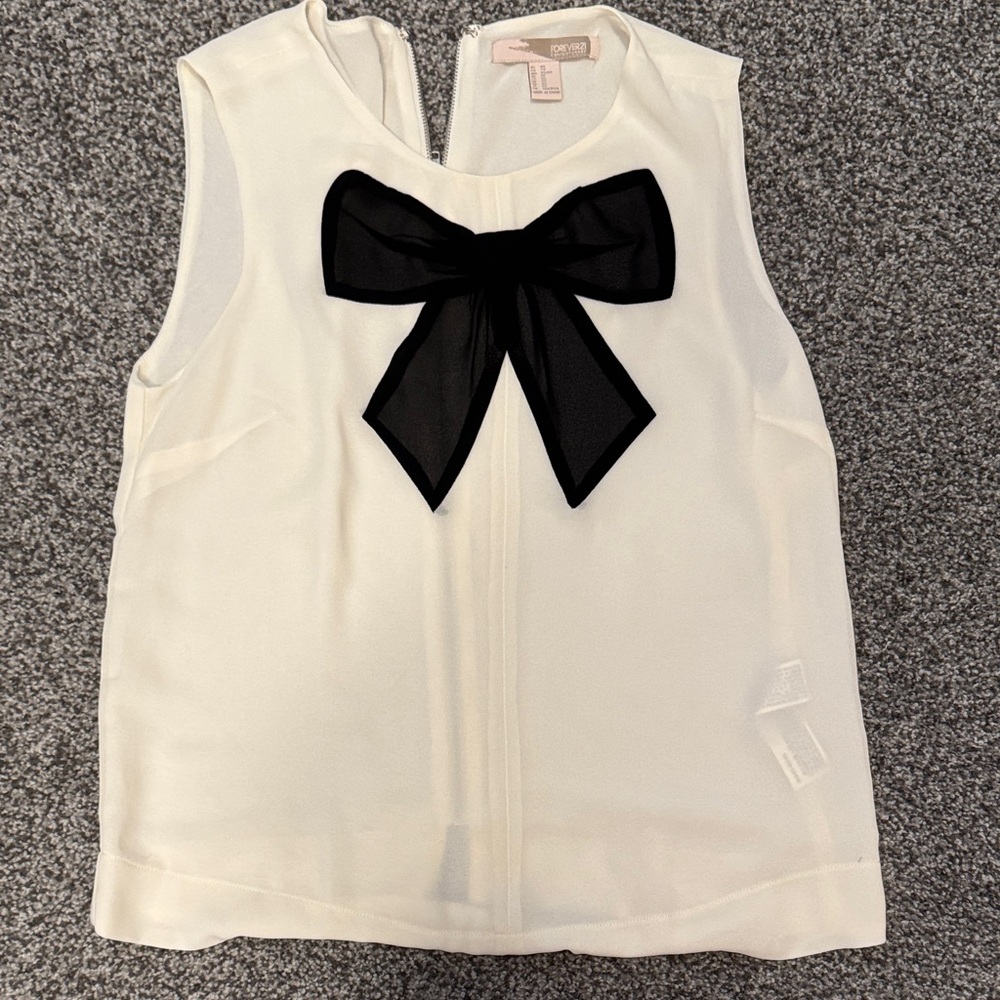 Forever 21 White Sleeveless Camisole with Black Bow